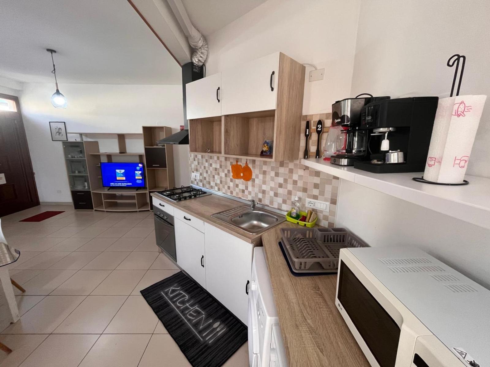 Good House- Ampio Appartamento Vicino Al Mare 里米尼 外观 照片